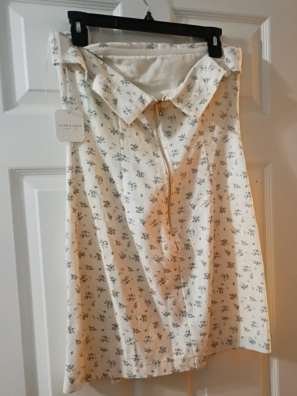 Women’s Jean Cream Floral Dress - Picture 5 of 5